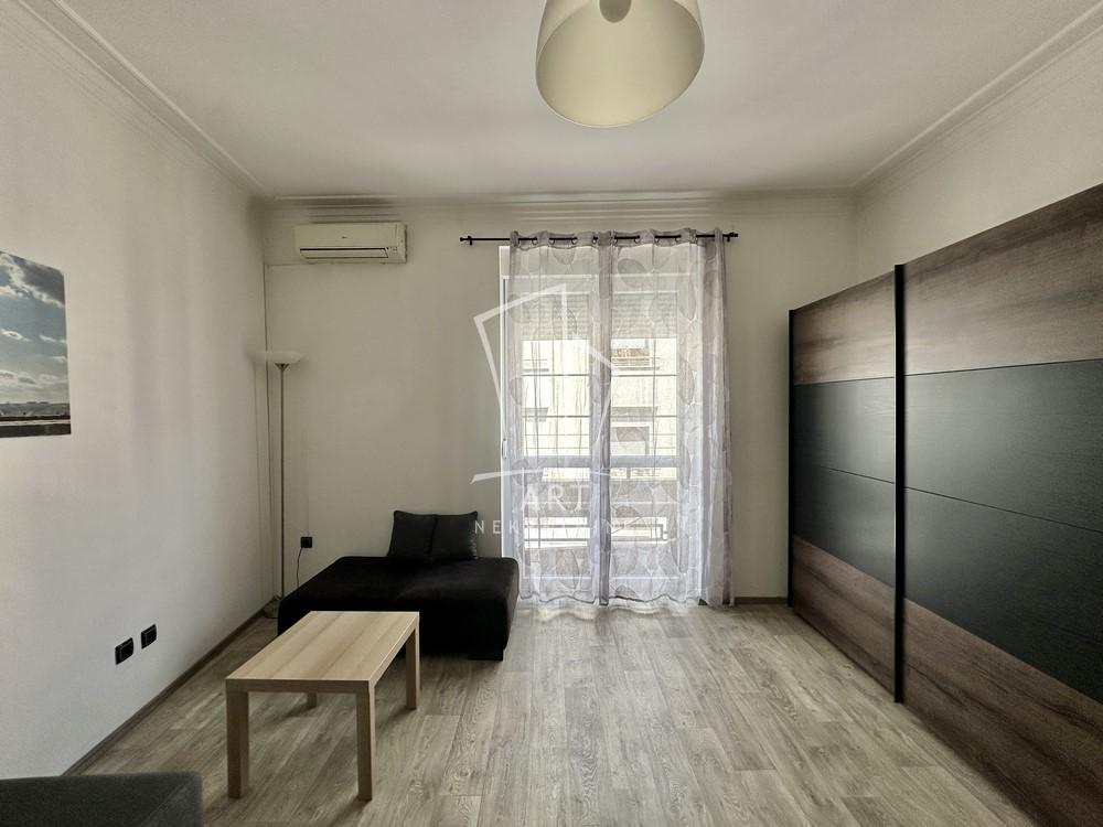 Stan na prodaju u Beogradu, Vračar (Hram), jednoiposoban, 35m2, cena 255000 evra