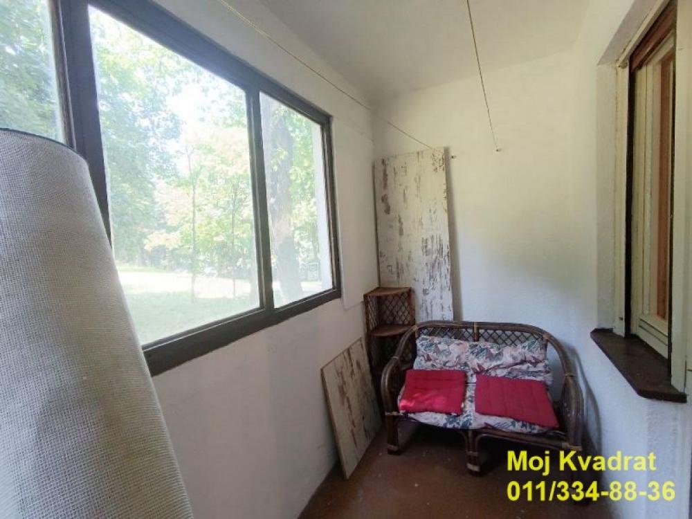 Stan na prodaju u Beogradu, Braće Jerković, jednosoban, 47m2, cena 128000 evra