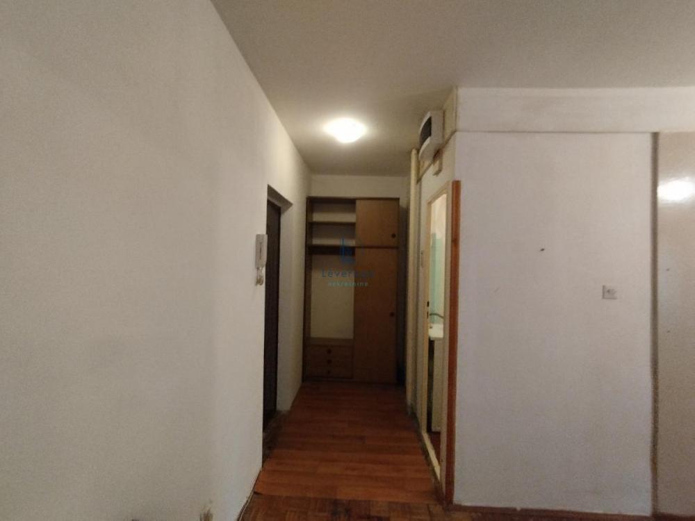 Stan na prodaju u Beogradu, Braće Jerković, jednoiposoban, 47m2, cena 128000 evra