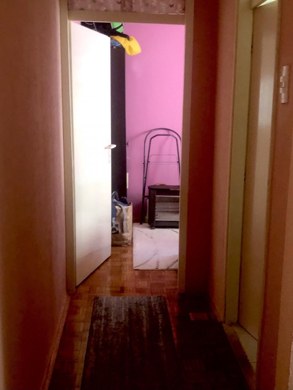 Stan na prodaju u Beogradu, Labudovo brdo, dvoiposoban, 66m2, cena 158400 evra