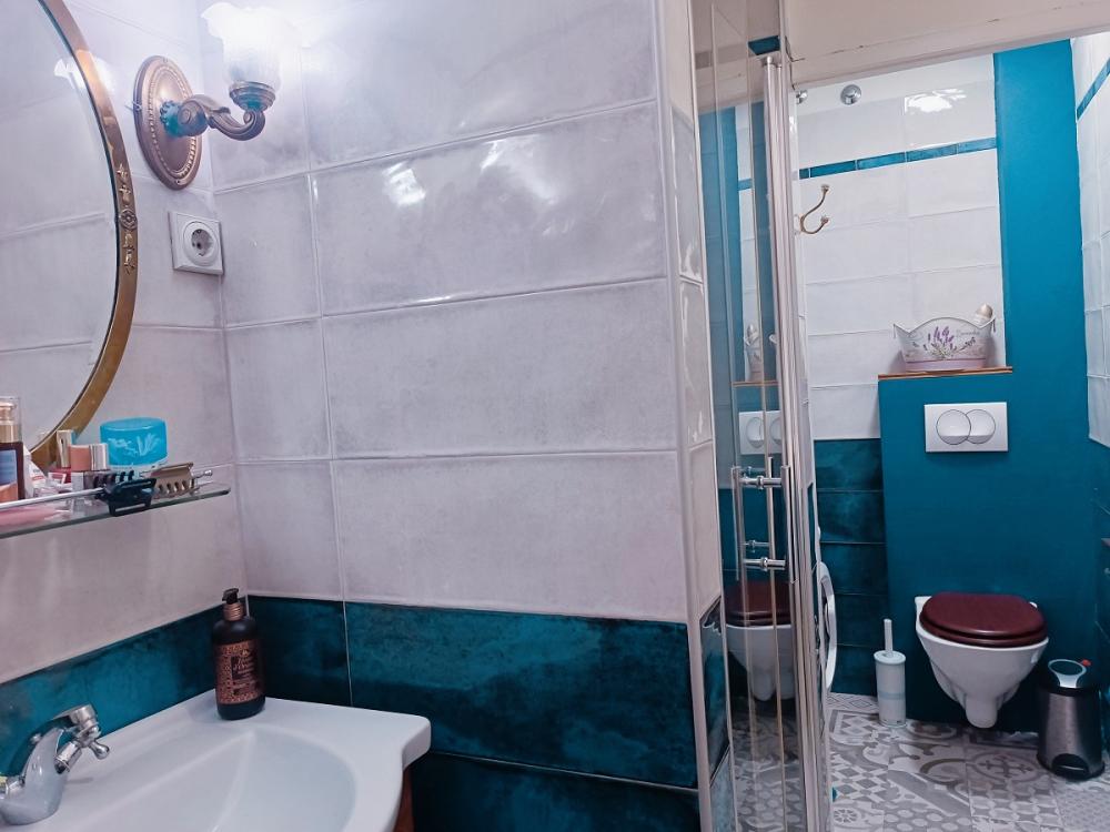 Stan na prodaju u Beogradu, Zemun, trosoban, 63m2, cena 220000 evra
