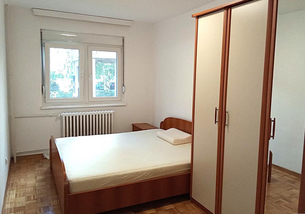 Stan na prodaju u Beogradu, Bežanijska kosa, troiposoban, 84m2, cena 254000 evra