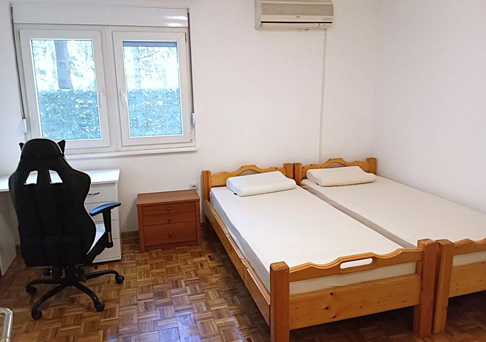 Stan na prodaju u Beogradu, Bežanijska kosa, troiposoban, 84m2, cena 254000 evra