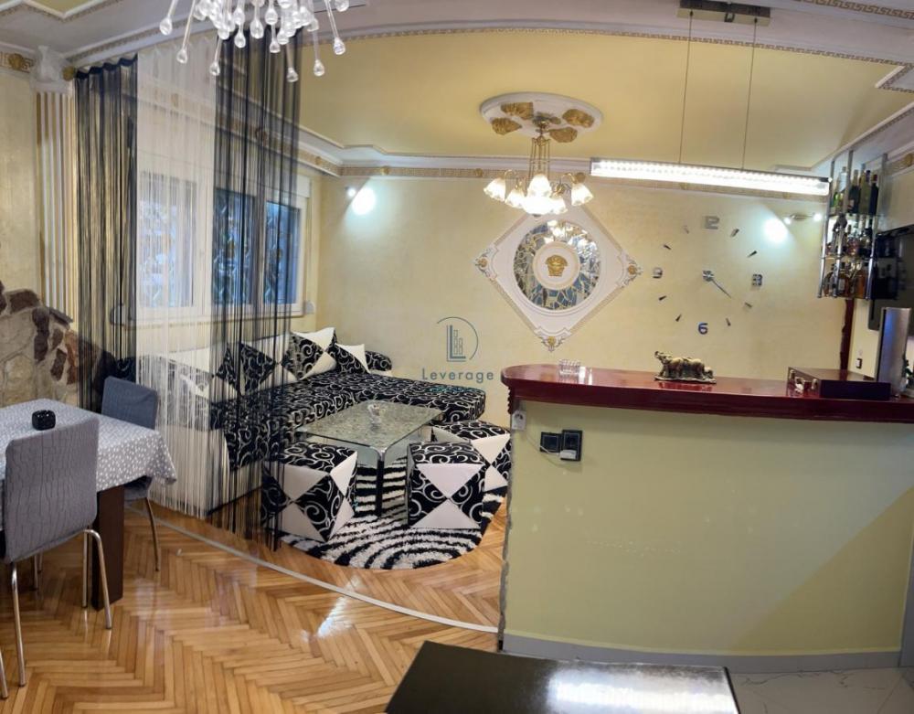 Stan na prodaju u Beogradu, Karaburma, dvosoban, 57m2, cena 175000 evra