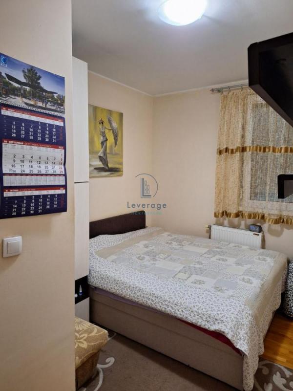 Stan na prodaju u Beogradu, Karaburma, trosoban, 61m2, cena 137000 evra