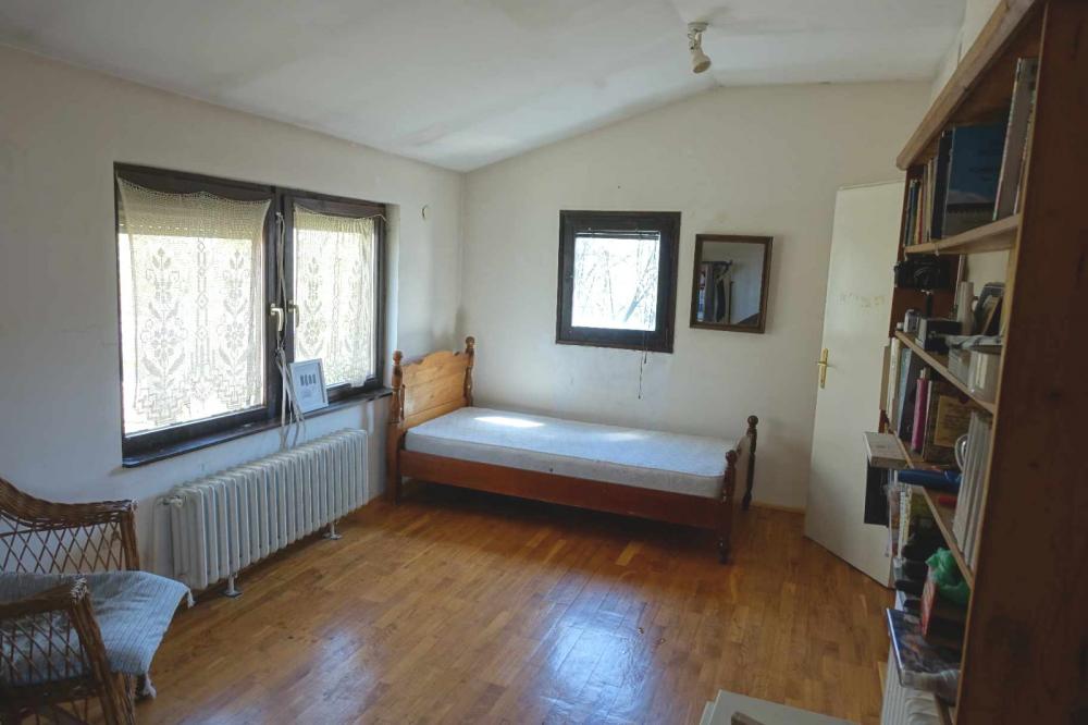 Stan na prodaju u Beogradu, Mirijevo, 150m2, cena 225000 evra