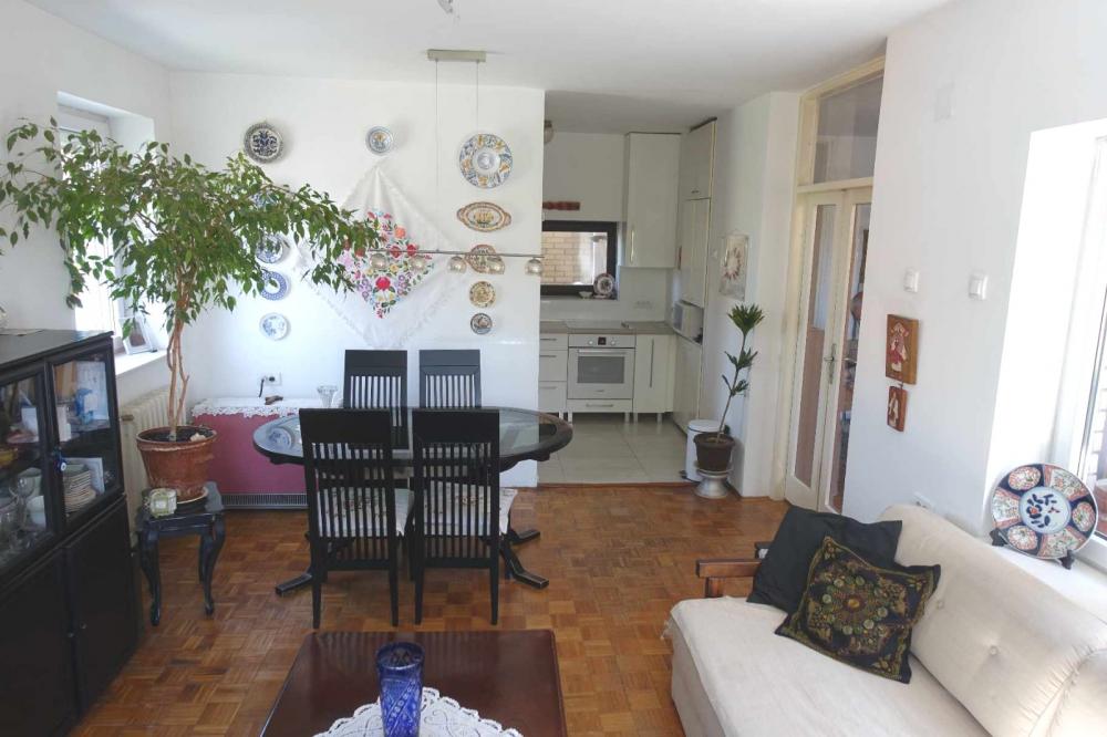 Stan na prodaju u Beogradu, Mirijevo, 150m2, cena 225000 evra