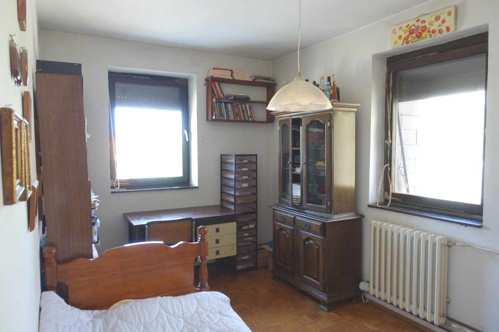 Stan na prodaju u Beogradu, Mirijevo, 150m2, cena 225000 evra
