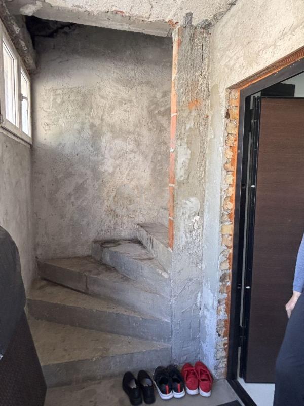 Stan na prodaju u Beogradu, Petlovo brdo, dvosoban, 98m2, cena 155000 evra