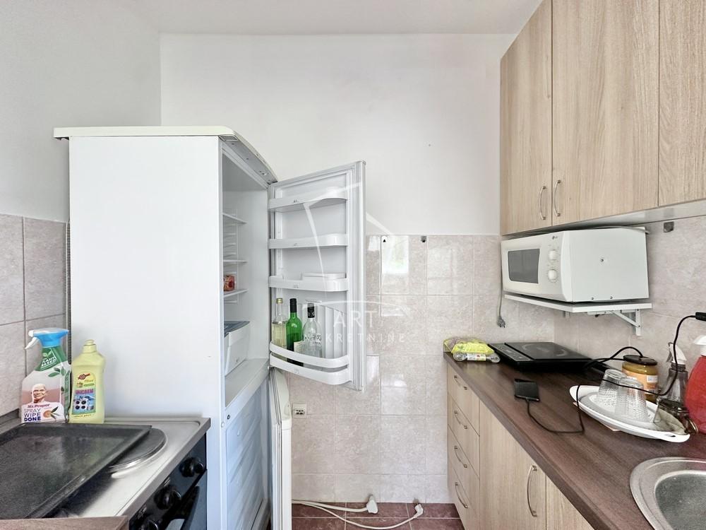Stan na prodaju u Beogradu, Mirijevo, dvosoban, 48m2, cena 160000 evra