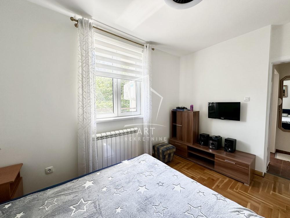 Stan na prodaju u Beogradu, Mirijevo, dvosoban, 48m2, cena 160000 evra