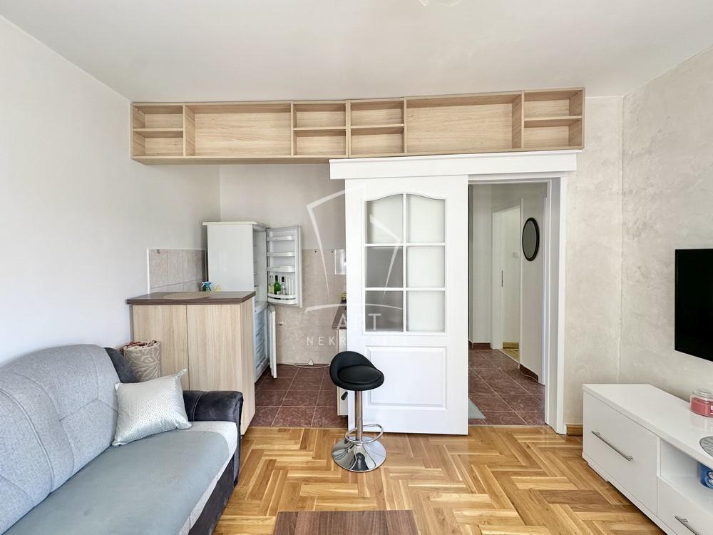 Stan na prodaju u Beogradu, Mirijevo, dvosoban, 48m2, cena 160000 evra