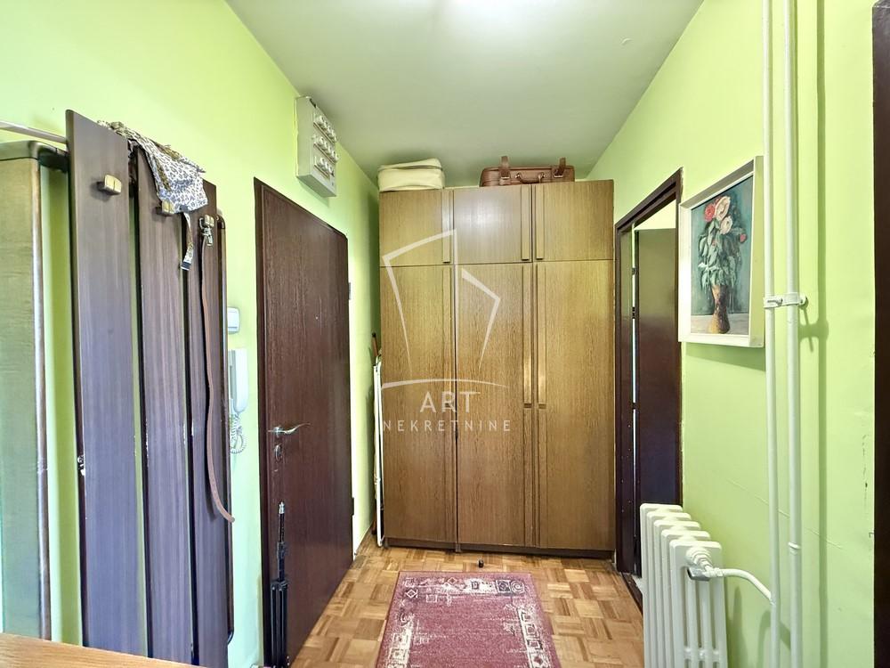 Stan na prodaju u Beogradu, Čukarica, jednoiposoban, 39m2, cena 125000 evra