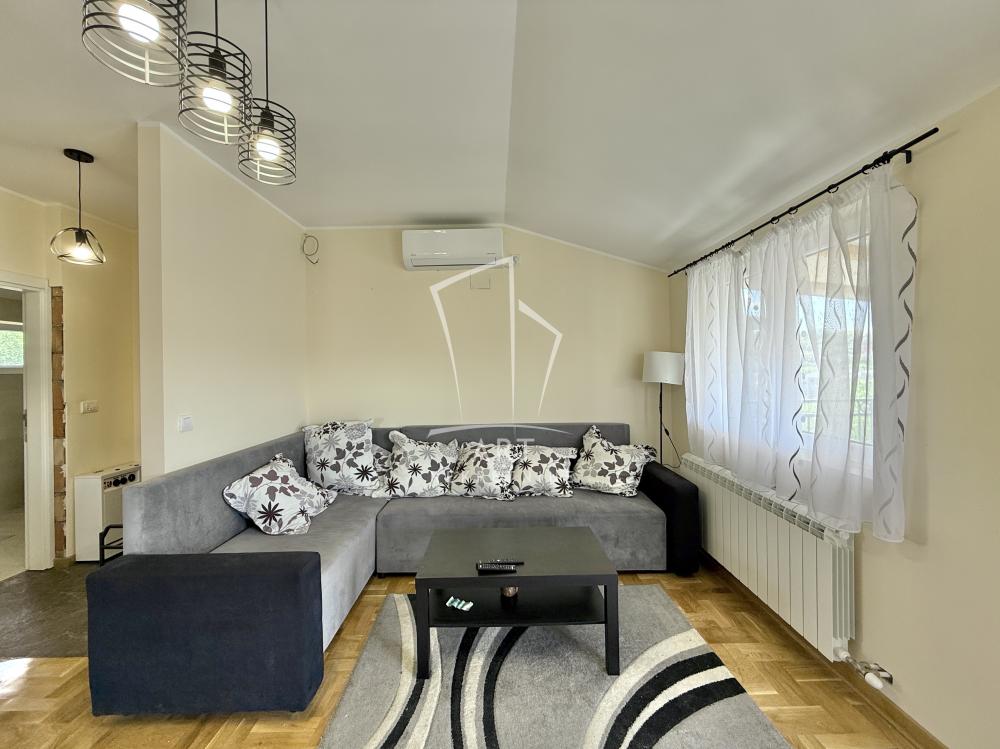 Stan na prodaju u Beogradu, Mirijevo, trosoban, 54m2, cena 130000 evra