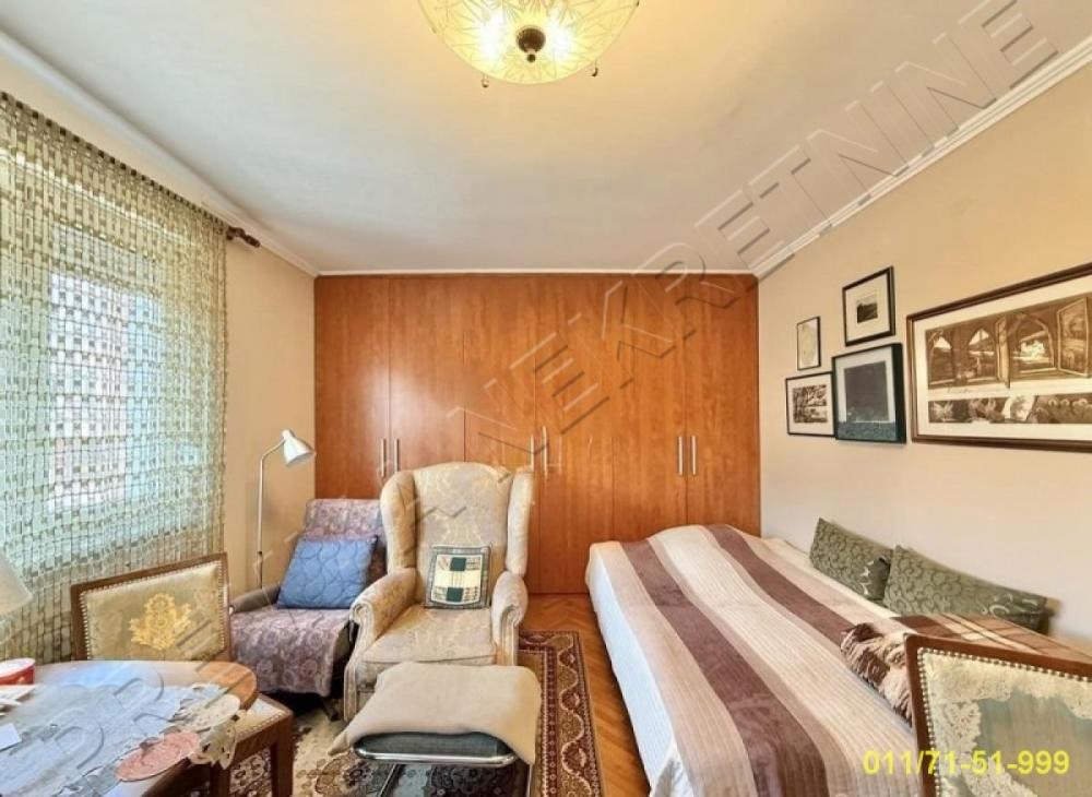Stan na prodaju u Beogradu, Karaburma, dvoiposoban, 71m2, cena 159000 evra