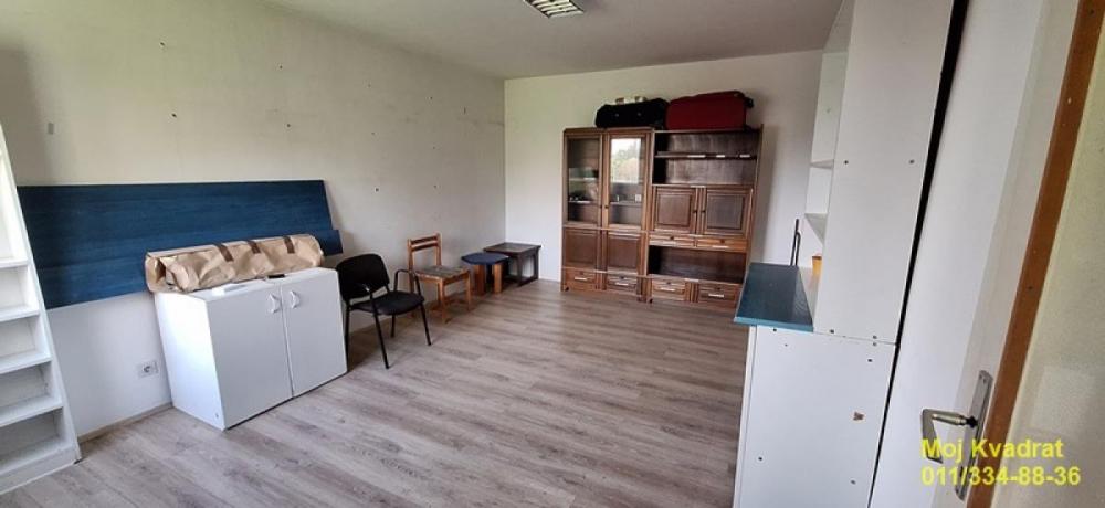 Stan na prodaju u Beogradu, Braće Jerković, dvosoban, 61m2, cena 133000 evra