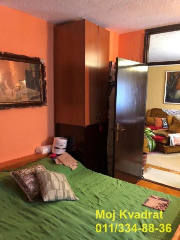 Stan na prodaju u Beogradu, Učiteljsko naselje, dvoiposoban, 50m2, cena 140000 evra