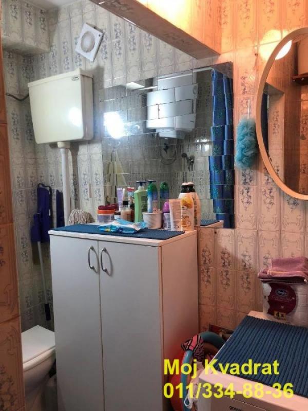 Stan na prodaju u Beogradu, Učiteljsko naselje, dvoiposoban, 50m2, cena 140000 evra