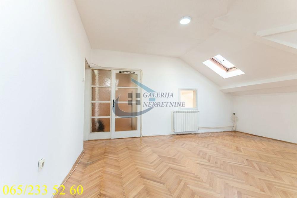 Stan na prodaju u Beogradu, Čukarica, jednoiposoban, 58m2, cena 125000 evra