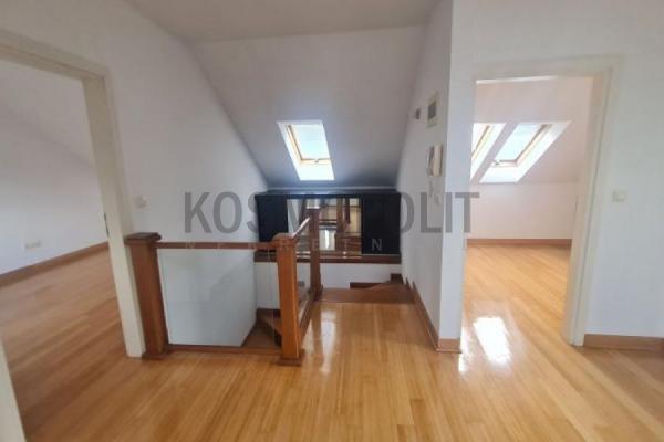 Stan na prodaju u Beogradu, Vračar (Hram), troiposoban, 86m2, cena 292000 evra