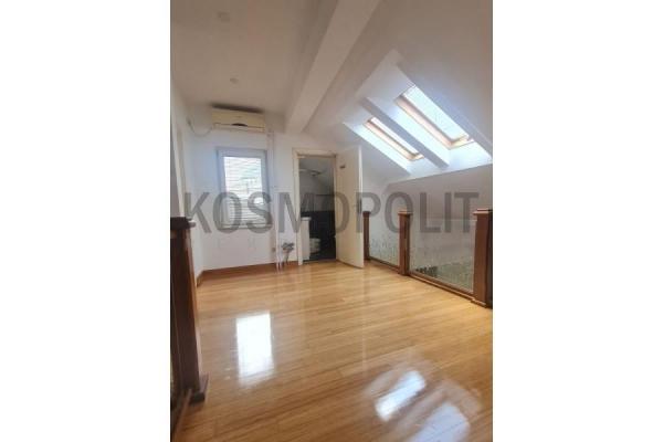 Stan na prodaju u Beogradu, Vračar (Hram), troiposoban, 86m2, cena 292000 evra