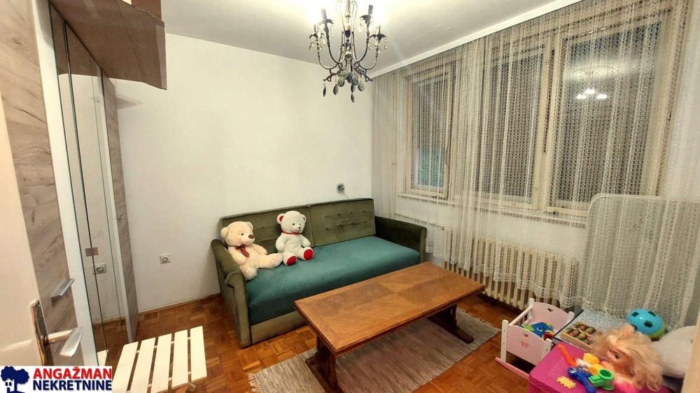 Stan na prodaju u Beogradu, Konjarnik, dvoiposoban, 73m2, cena 219000 evra