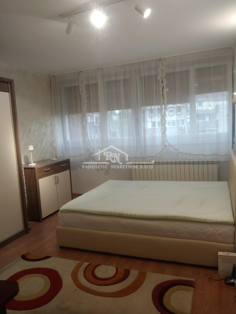 Stan na prodaju u Beogradu, Banovo brdo, dvosoban, 62m2, cena 182950 evra