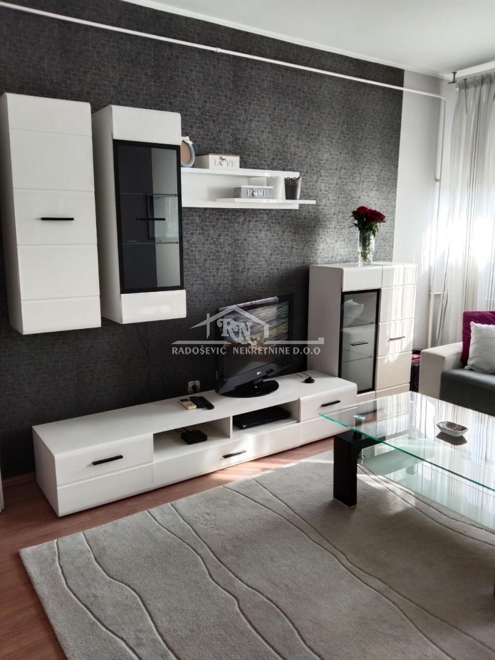 Stan na prodaju u Beogradu, Banovo brdo, dvosoban, 62m2, cena 182950 evra