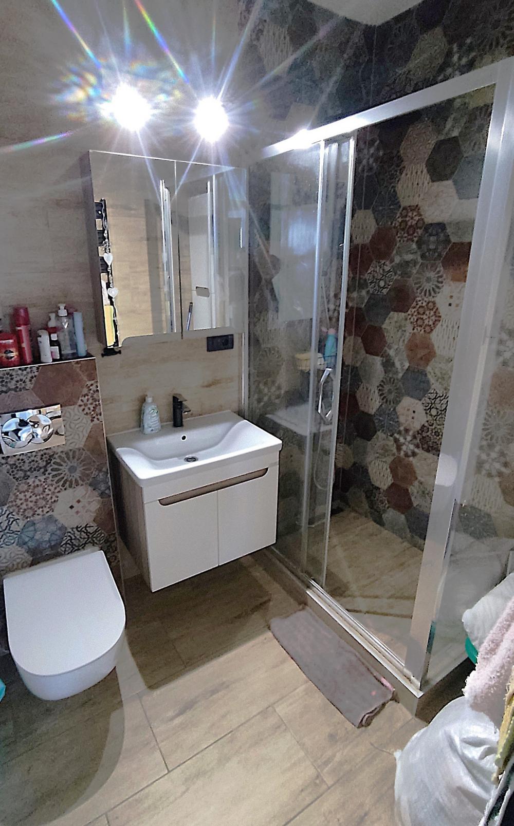 Stan na prodaju u Beogradu, Banovo brdo, troiposoban, 62m2, cena 155000 evra