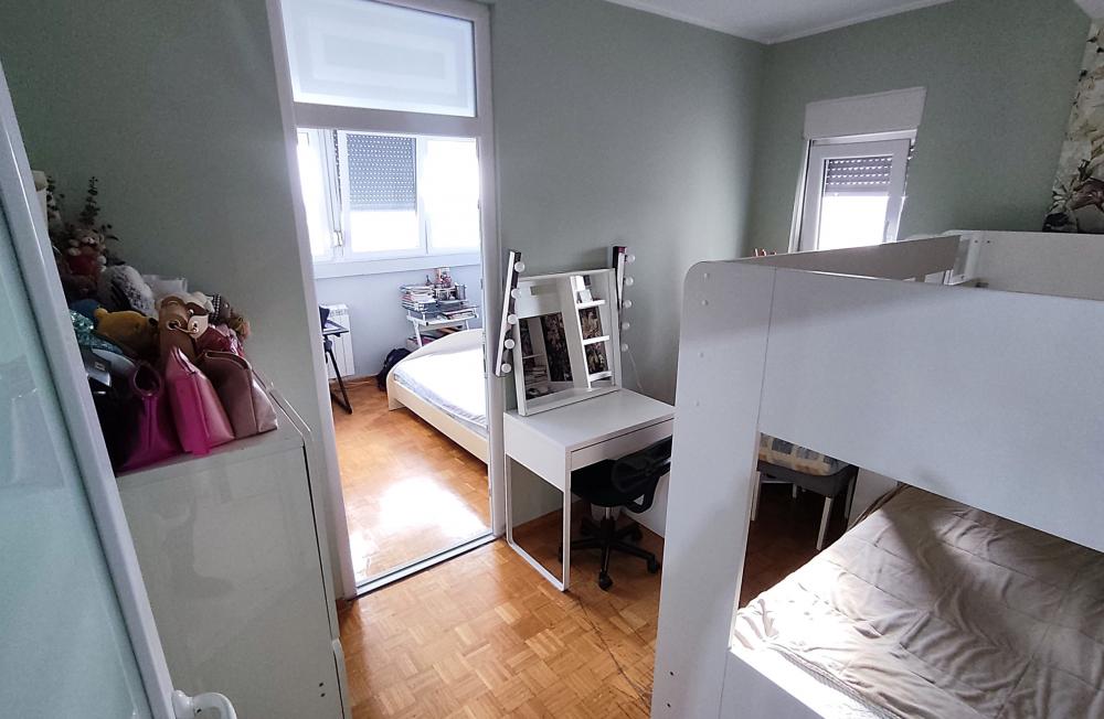 Stan na prodaju u Beogradu, Banovo brdo, troiposoban, 62m2, cena 155000 evra