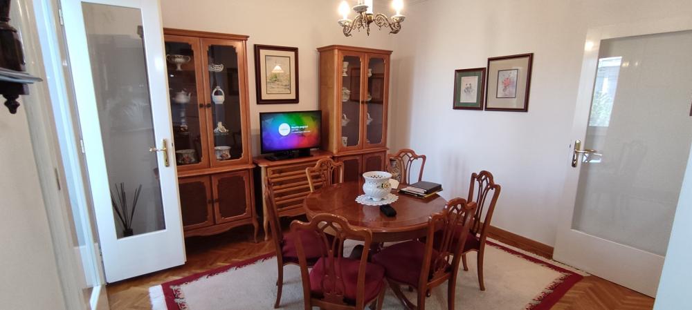 Stan na prodaju u Beogradu, Zemun, trosoban, 68m2, cena 179000 evra