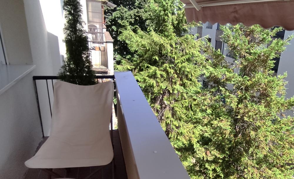 Stan na prodaju u Beogradu, Zemun, trosoban, 68m2, cena 179000 evra