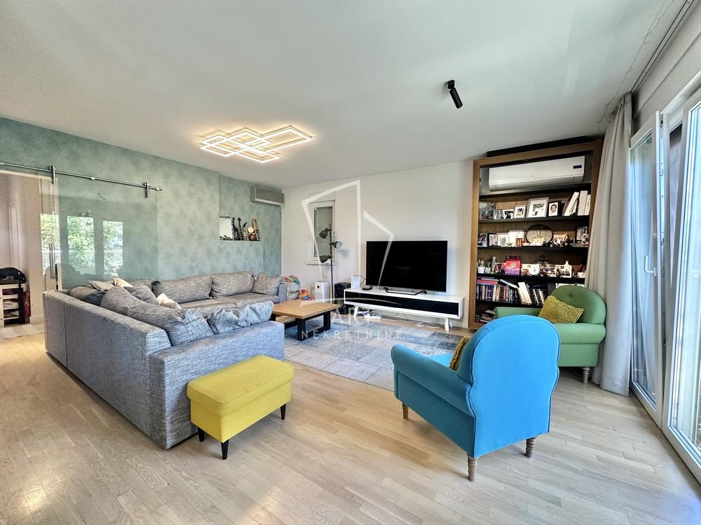 Stan na prodaju u Beogradu, Voždovac, 129m2, cena 480000 evra
