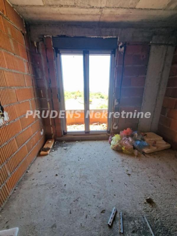 Stan na prodaju u Beogradu, Mirijevo, jednoiposoban, 40m2, cena 80000 evra
