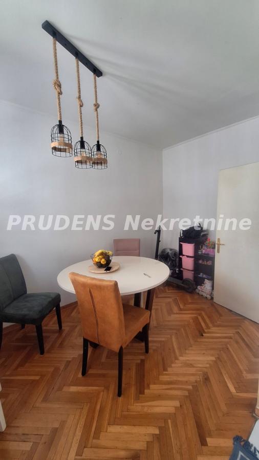 Stan na prodaju u Beogradu, Obilićev venac, dvosoban, 66m2, cena 395000 evra
