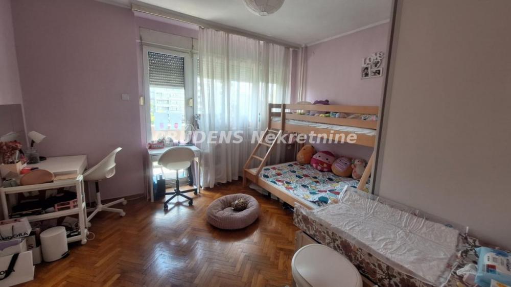 Stan na prodaju u Beogradu, Obilićev venac, dvosoban, 66m2, cena 395000 evra