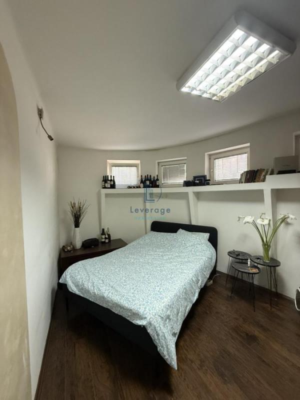 Stan na prodaju u Beogradu, Kalenić pijaca, dvosoban, 50m2, cena 110000 evra