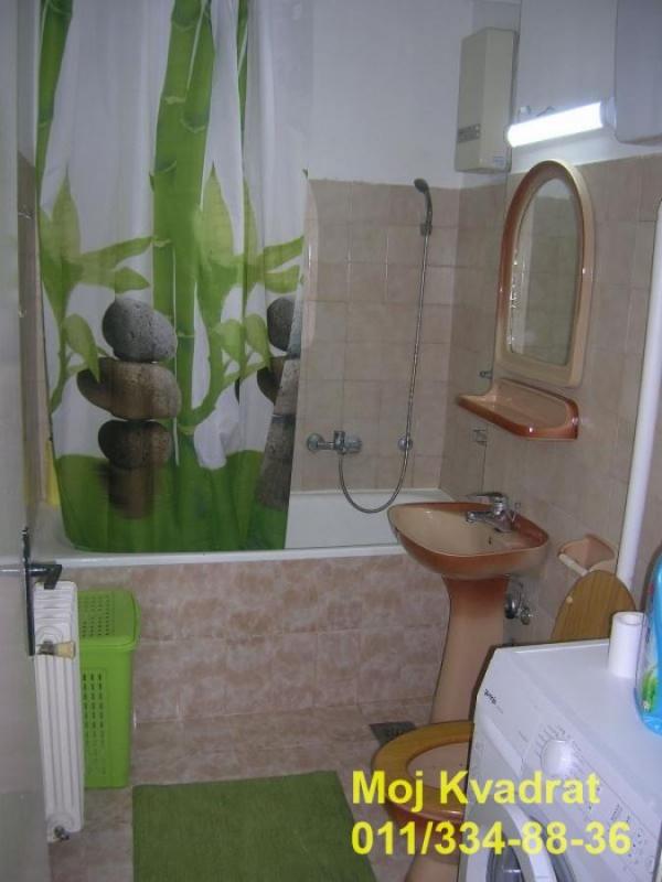 Stan na prodaju u Beogradu, Novi Beograd blok 63, jednosoban, 45m2, cena 166000 evra