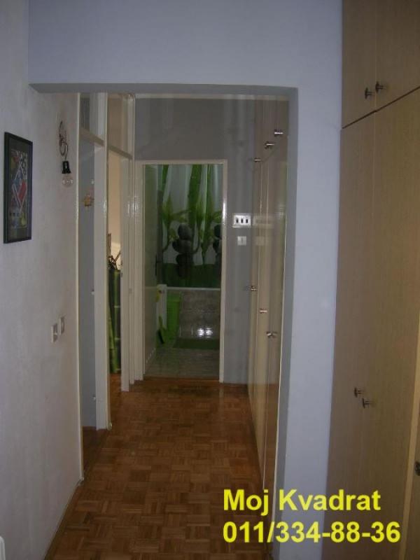 Stan na prodaju u Beogradu, Novi Beograd blok 63, jednosoban, 45m2, cena 166000 evra