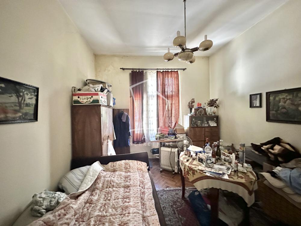 Stan na prodaju u Beogradu, Crveni Krst, jednoiposoban, 48m2, cena 160000 evra