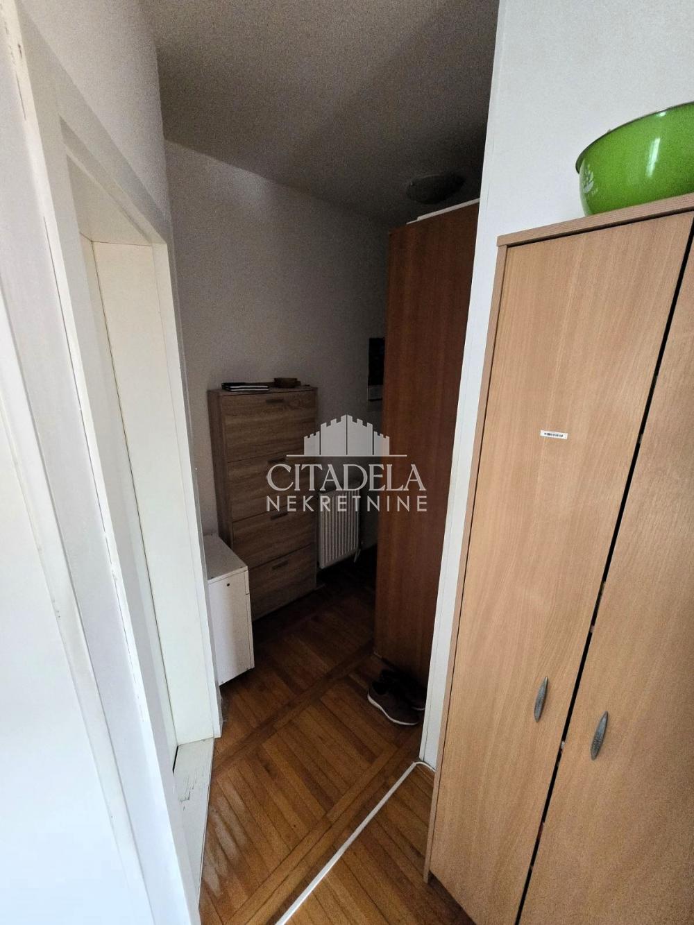 Stan na prodaju u Beogradu, Rakovica, 31m2, cena 59000 evra