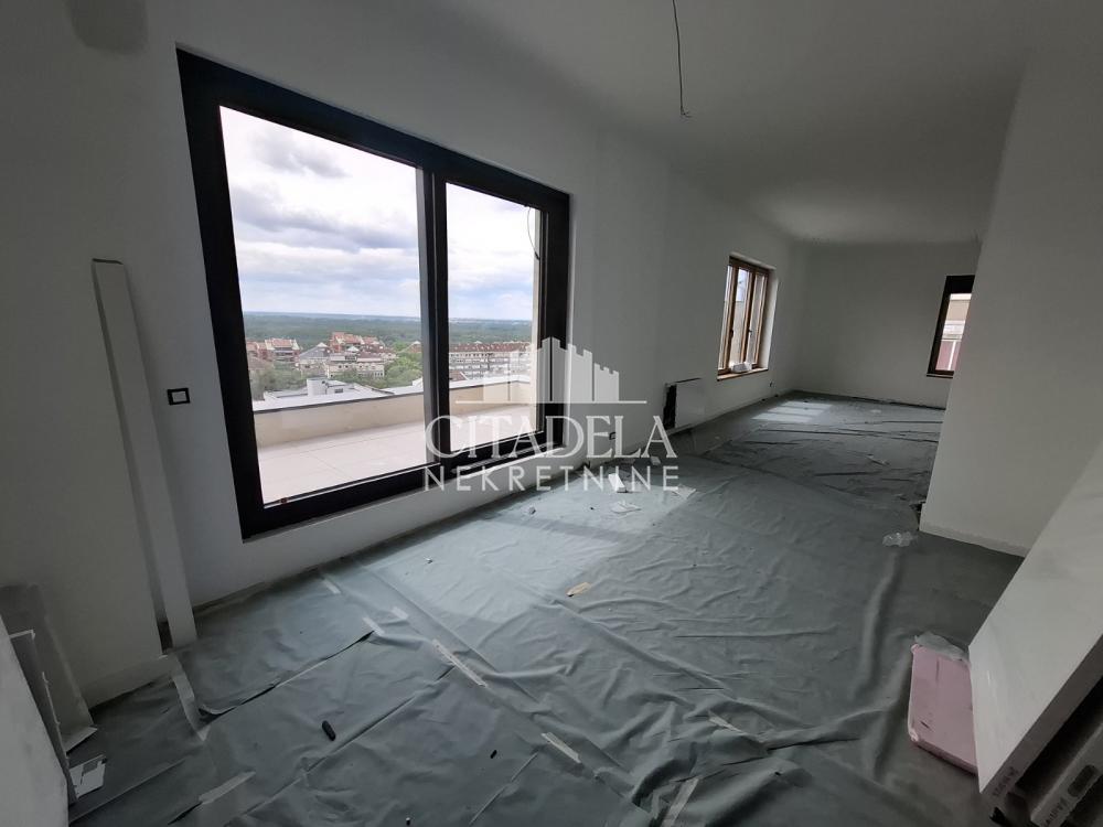 Stan na prodaju u Beogradu, Banovo brdo, cetvorosoban, 143m2, cena 550000 evra