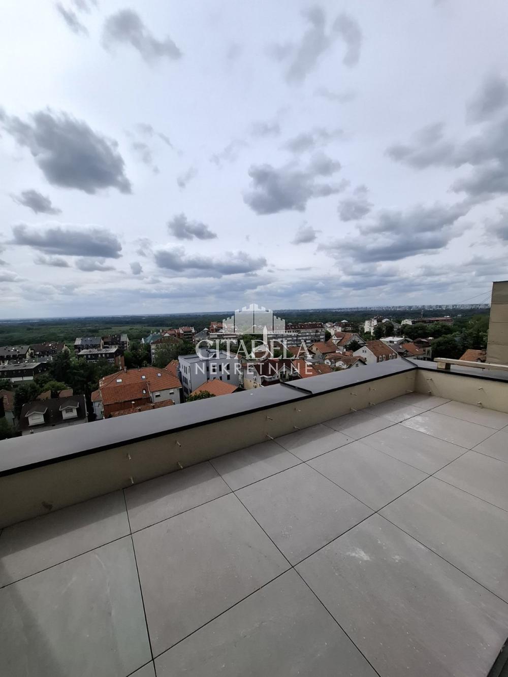 Stan na prodaju u Beogradu, Banovo brdo, cetvorosoban, 143m2, cena 550000 evra
