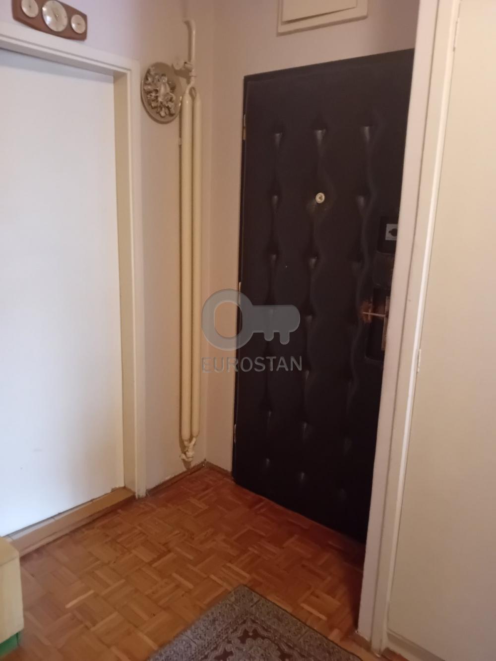 Stan na prodaju u Beogradu, Savski venac, troiposoban, 90m2, cena 333000 evra