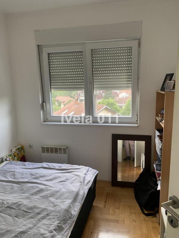 Stan na prodaju u Beogradu, Banjica, dvoiposoban, 47m2, cena 130000 evra