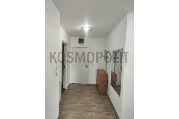 Stan na prodaju u Beogradu, Voždovac, trosoban, 72m2, cena 220000 evra