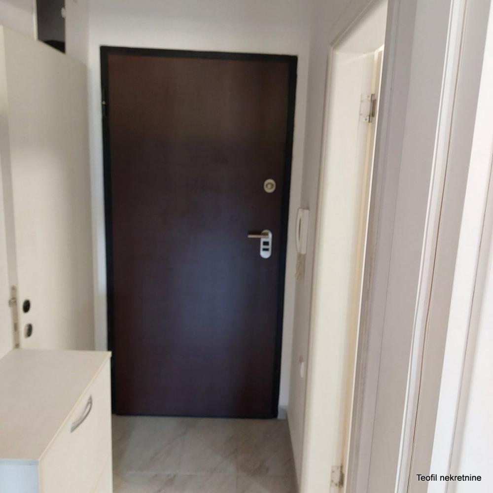Stan na prodaju u Beogradu, Zemun, jednosoban, 32m2, cena 108000 evra