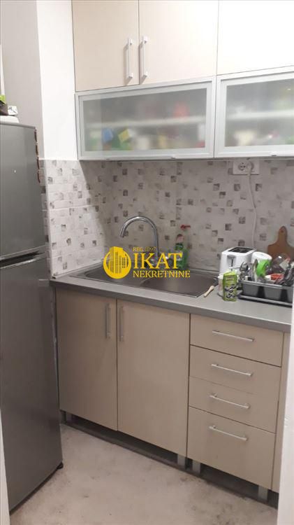 Stan na prodaju u Beogradu, Novi Beograd, jednoiposoban, 47m2, cena 212000 evra