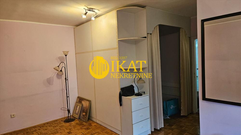 Stan na prodaju u Beogradu, Novi Beograd, jednoiposoban, 37m2, cena 129500 evra