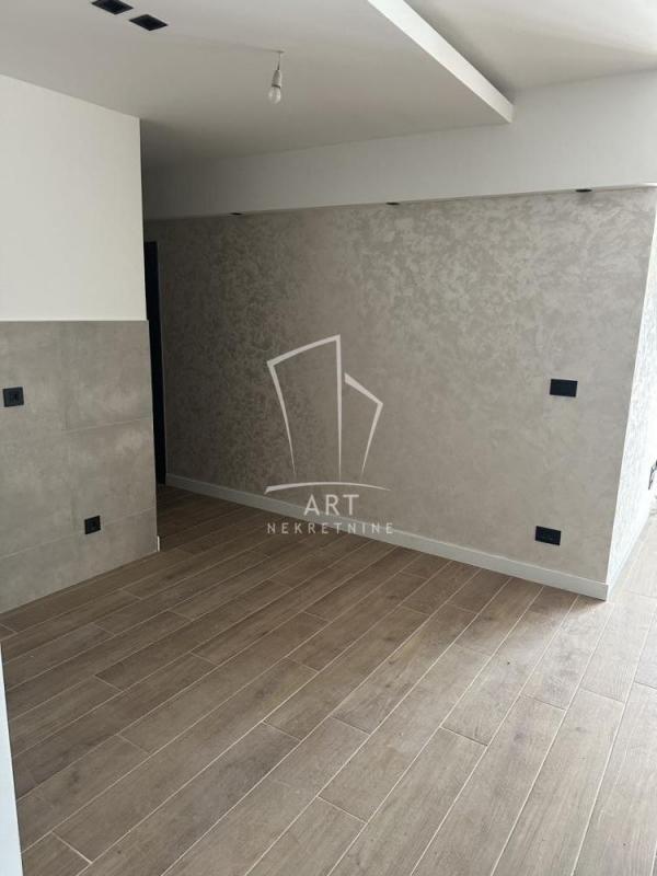 Stan na prodaju u Beogradu, Zemun, cetvorosoban, 161m2, cena 325000 evra